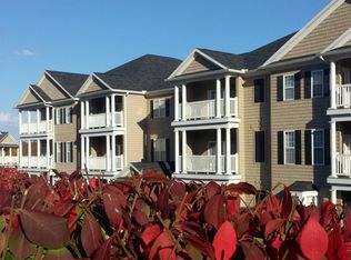 2732 Suncrest Vlg BUILDING 2700, Morgantown, WV 26505