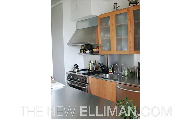 Rented by Douglas Elliman | media 3