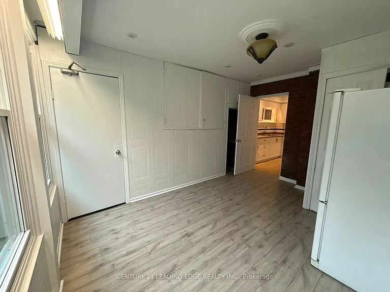 631 Christie Ave — Photo 12