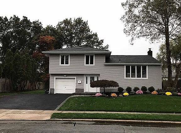 2nd image of 5 Gainsville Dr