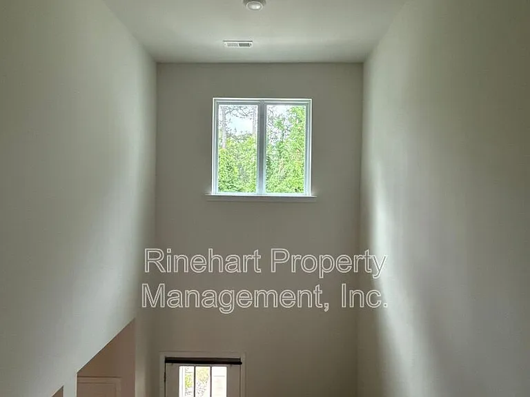 328 Ginsberg Rd — Photo 10