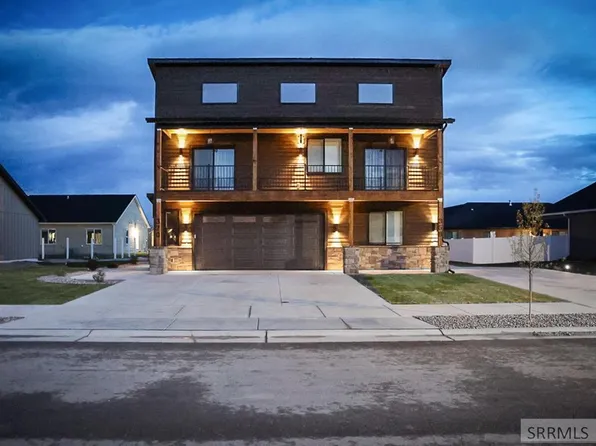 370 Camas St, Sugar City, ID 83448