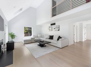 19 Boxwood St, East Hampton, NY 11937