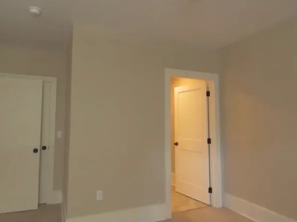 303 Fisk St #2, Pittsburgh, PA 15201