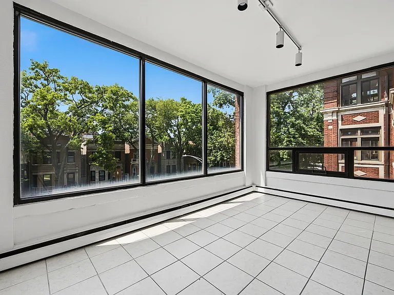 5229 S Greenwood Ave #3 — Photo 10