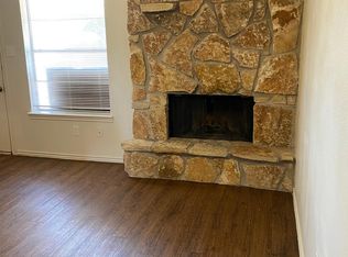 1603 N Nolan River Rd APT A, Cleburne, TX 76033