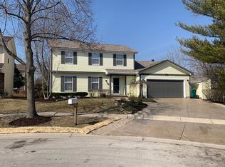 5720 Antler Ln, Westmont, IL 60559