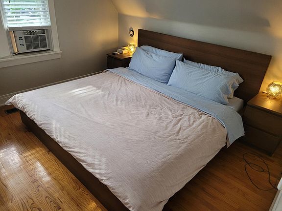 5th image of 4257 N Albany Ave #2
