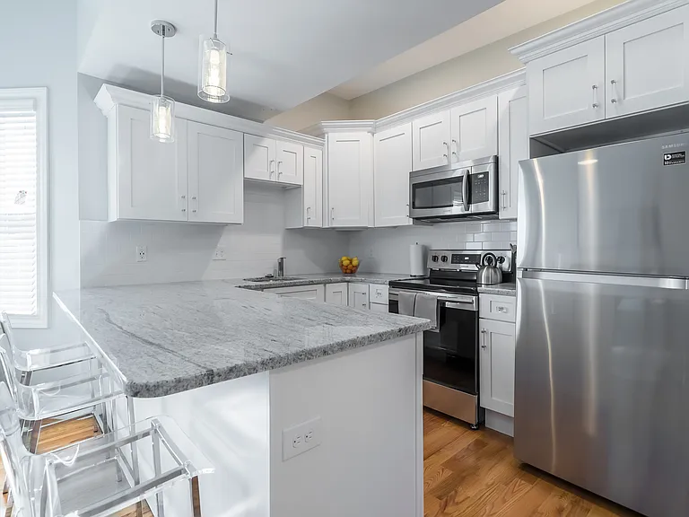 11-13 Plymouth St #3D — Photo 15