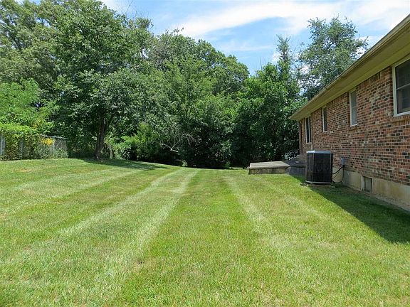 5th image of 518 Patton Dr