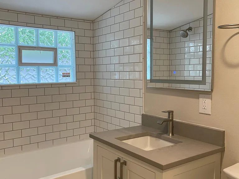 2156 Lansing St SE #2 — Photo 4