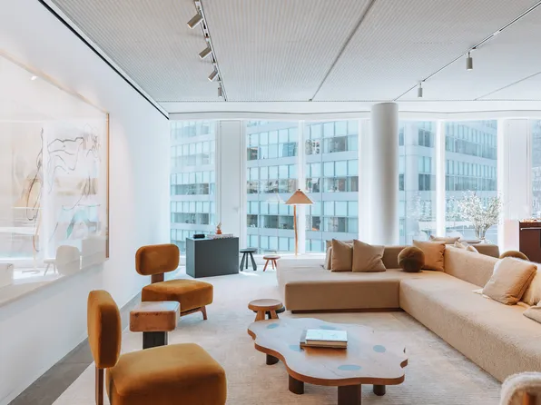 100 East 53rd Street image 3 of 23