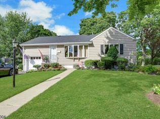 39-21 Knott Ter, Fair Lawn, NJ 07410
