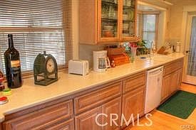 4th image of 701 10th St