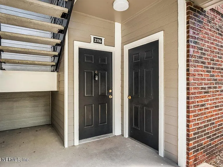 10000 Gate Pkwy N #2116 — Photo 3
