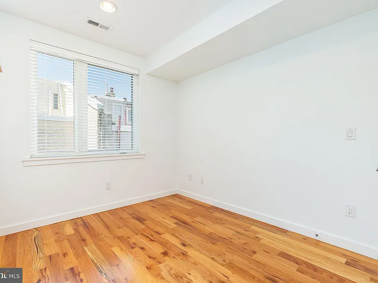 1719 Erdman St — Photo 16