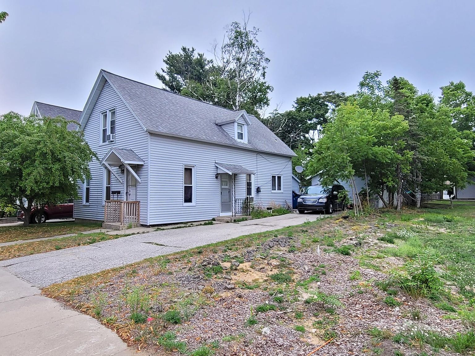 304 N Rowe St, Ludington, MI 49431 MLS 23027205 Zillow