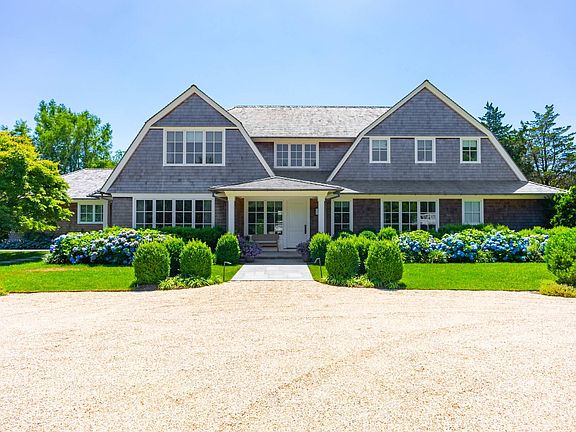 2nd image of 571 Pauls Ln