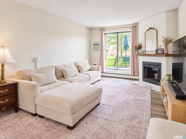 802B Kingsmere Boulevard #108, Saskatoon, SK S7J 4B7
