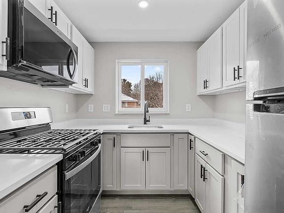 2nd image of 5-45 Bennett Dr #11534516