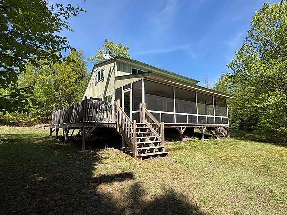 3rd image of 458 Manhanock Pond Road
