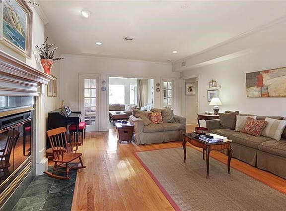 4th image of 422 Hector Ave