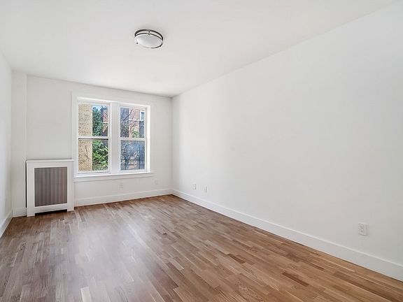 5th image of 40 Linden Blvd APT 5F