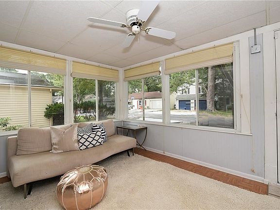 2nd image of 149 Oakwood Dr