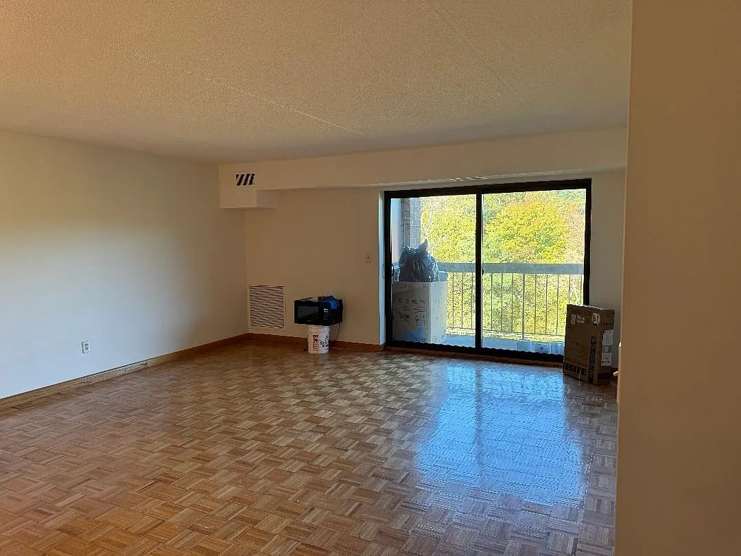 3 bed, 1461 sqft, $3,500 — Photo 2