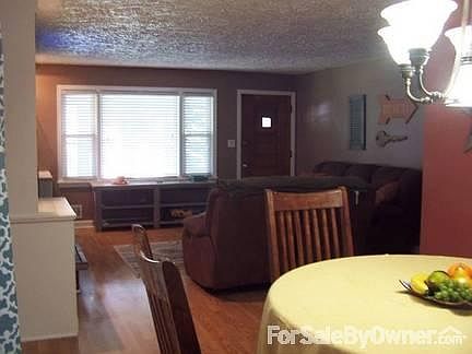 3rd image of 7726 Jonquil Dr