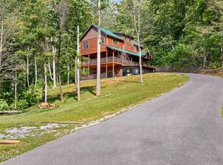 3181 Thomas Headrick Rd, Sevierville, TN 37862