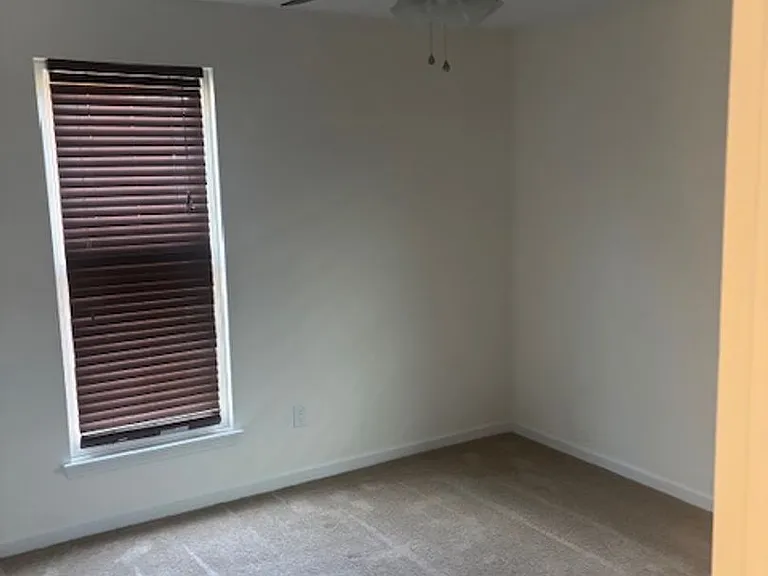 3403 Ravenwood Dr — Photo 6