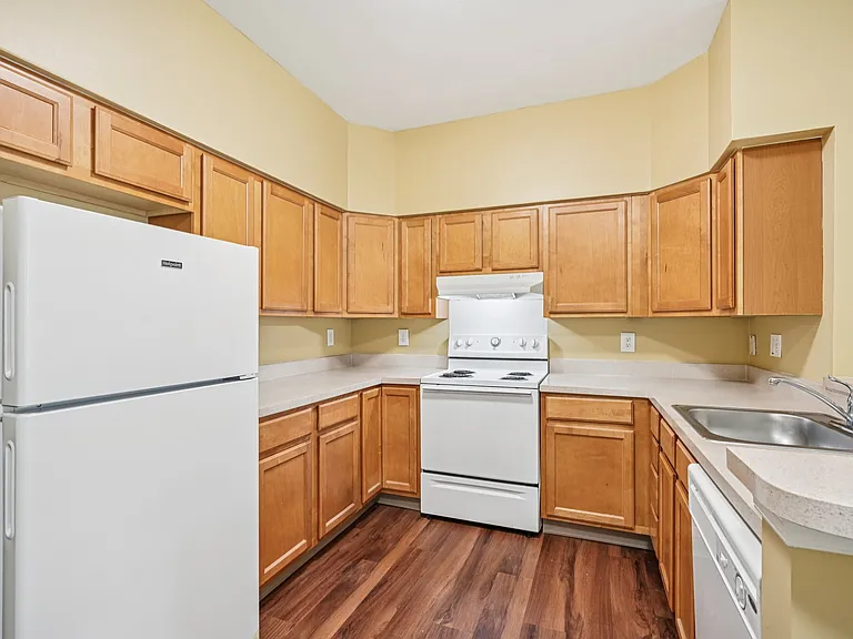 Birchwood at Parker Hall 55+ Community — Photo 6