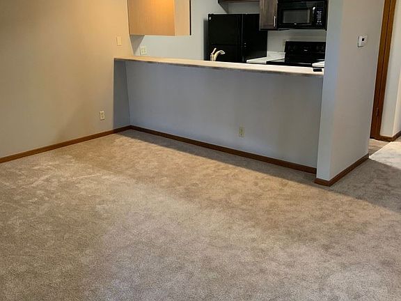 5th image of 4545 Cooper Ave APT 15