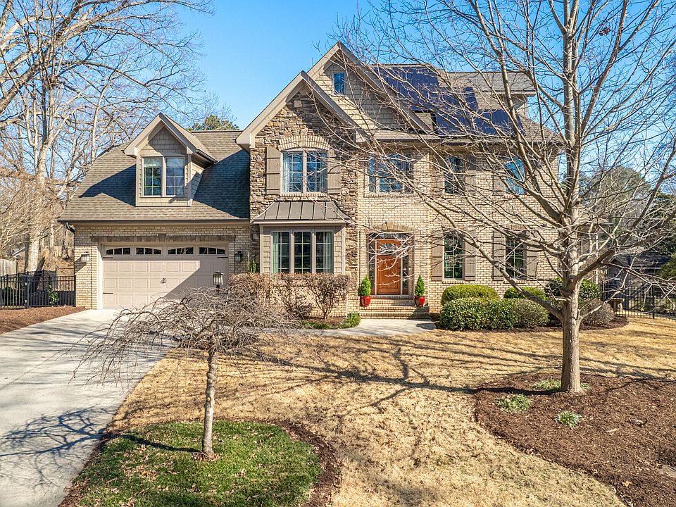 1st image of 429 Carolina Cir