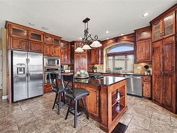 5th image of 6133 N Cypress Ct