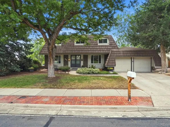 8300 W Baker Avenue, Lakewood, CO 80227