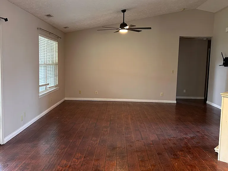 308 Swordfish Dr — Photo 8