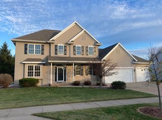 5032 N Silentwind Way, Appleton, WI 54913