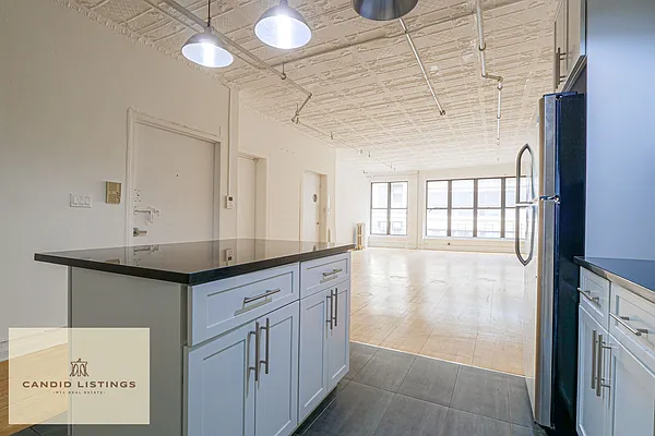 Rented by Candid Listings LLC | media 19