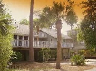 30 Pelican St, Hilton Head Island, SC 29928