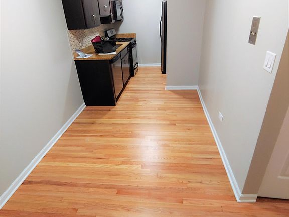 5th image of 1415 W Lunt Ave APT 401