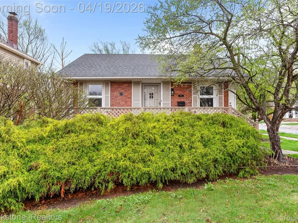 719 W Twelve Mile Rd, Royal Oak, MI 48073