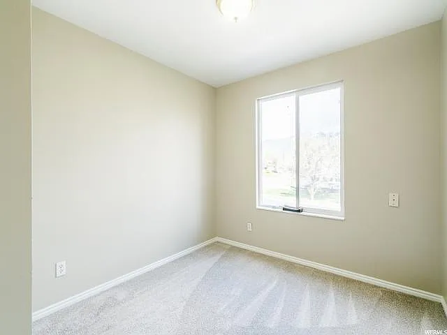 1831 N 285 W — Photo 12
