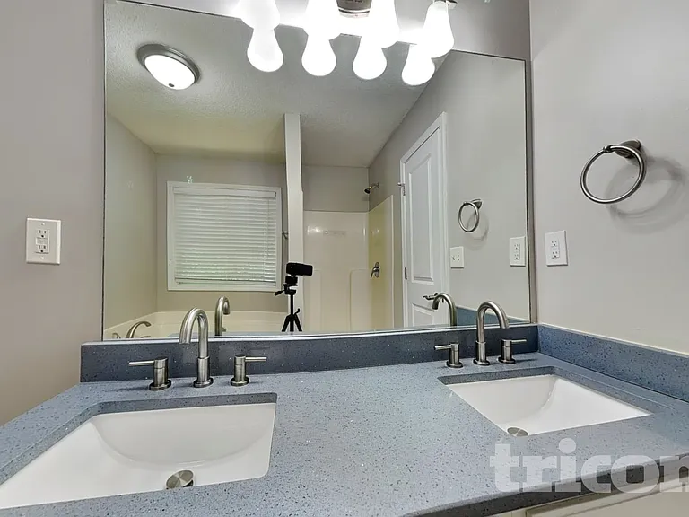 113 Danville Trl — Photo 7