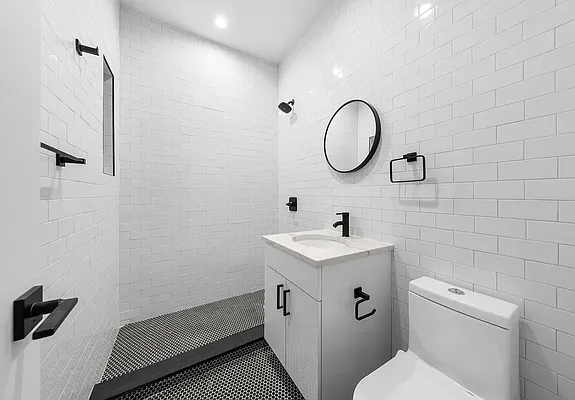 Rented by Compass | media 9