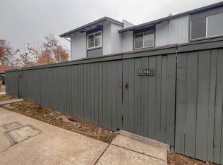 5042 Greenberry Dr, Sacramento, CA 95841