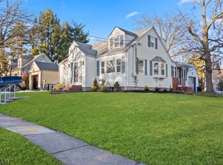 180 Coeyman Ave, Nutley, NJ 07110
