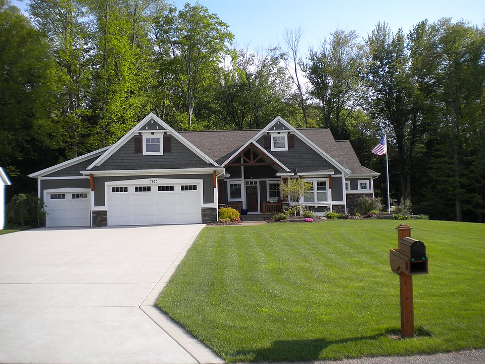1st image of 7870 Queenie Ct