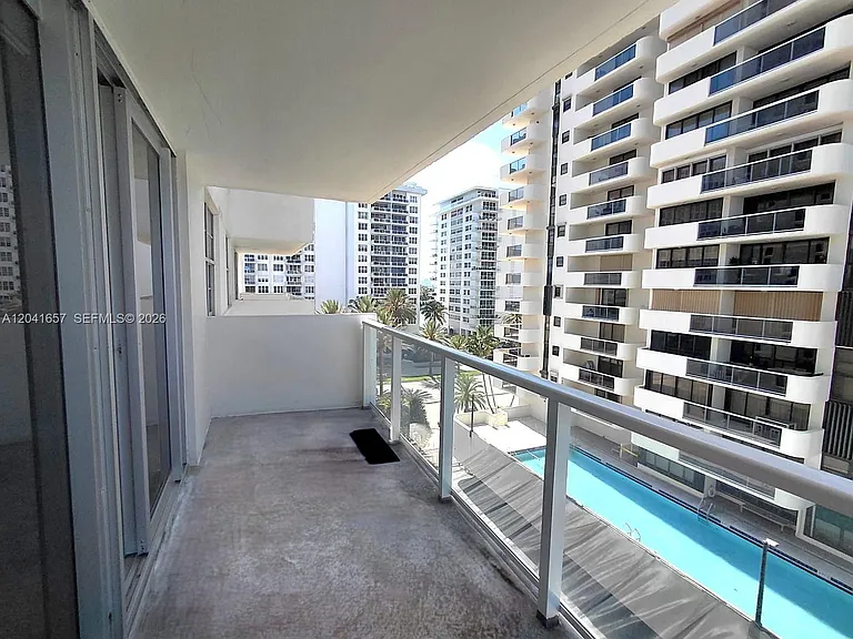 5701 Collins Ave #619 — Photo 7